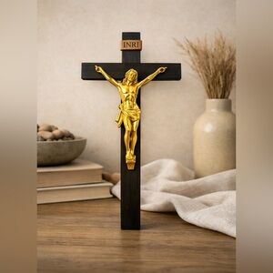 18” Walnut Crucifix – RH Crosses Gold Jesus Wall Cross – Christ Our King